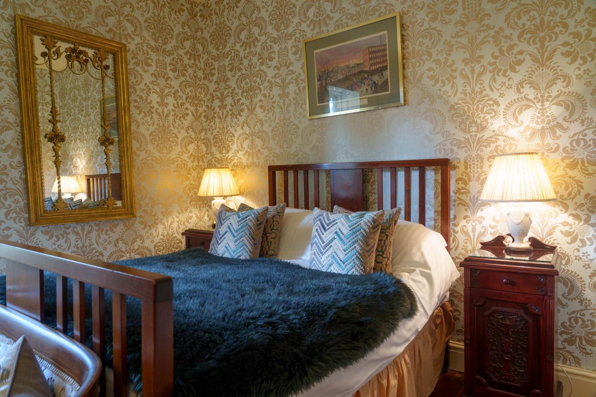 Harrisons Hall Bed & Breakfast Hotel Mold Buitenkant foto
