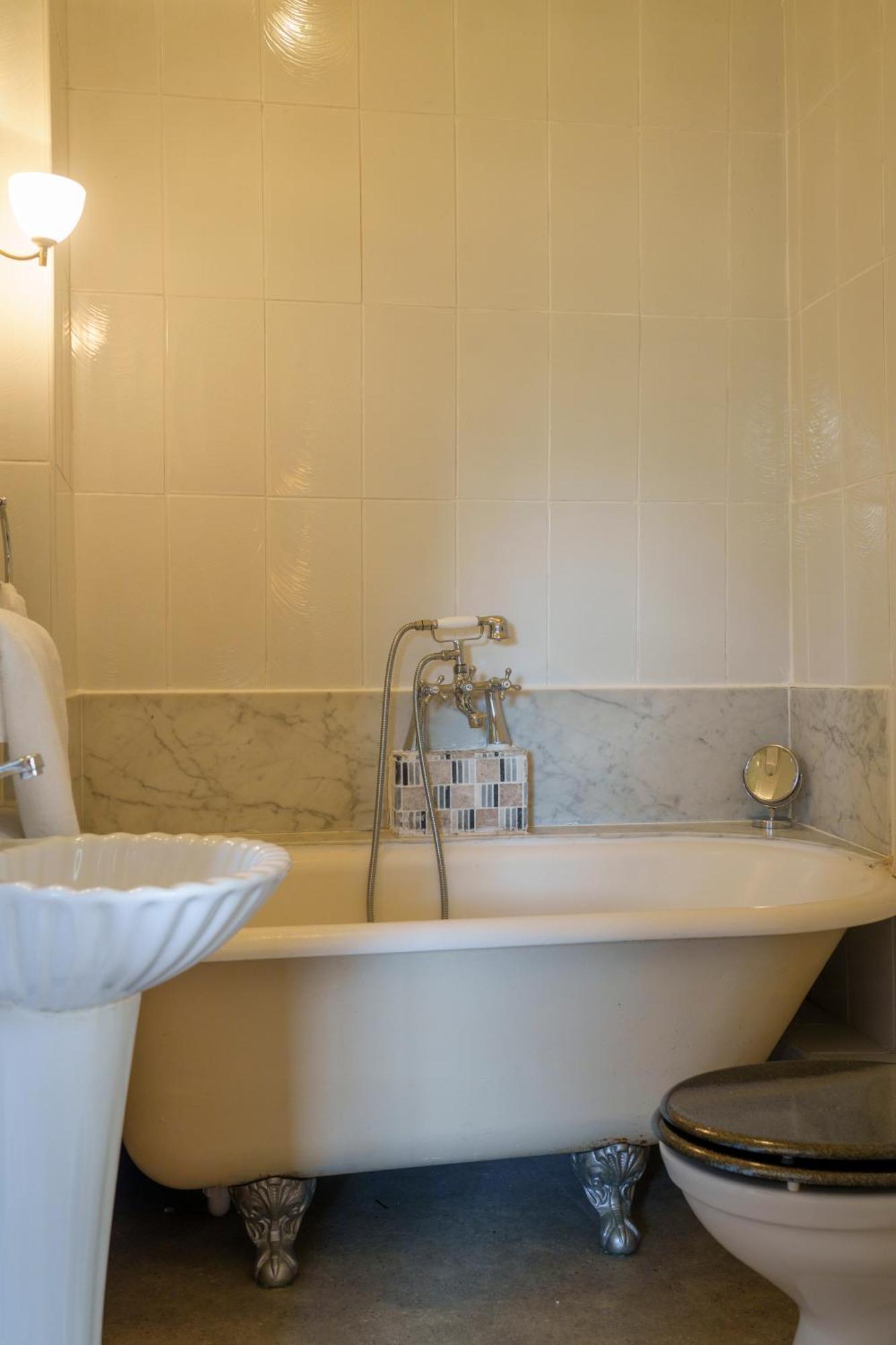Harrisons Hall Bed & Breakfast Hotel Mold Buitenkant foto