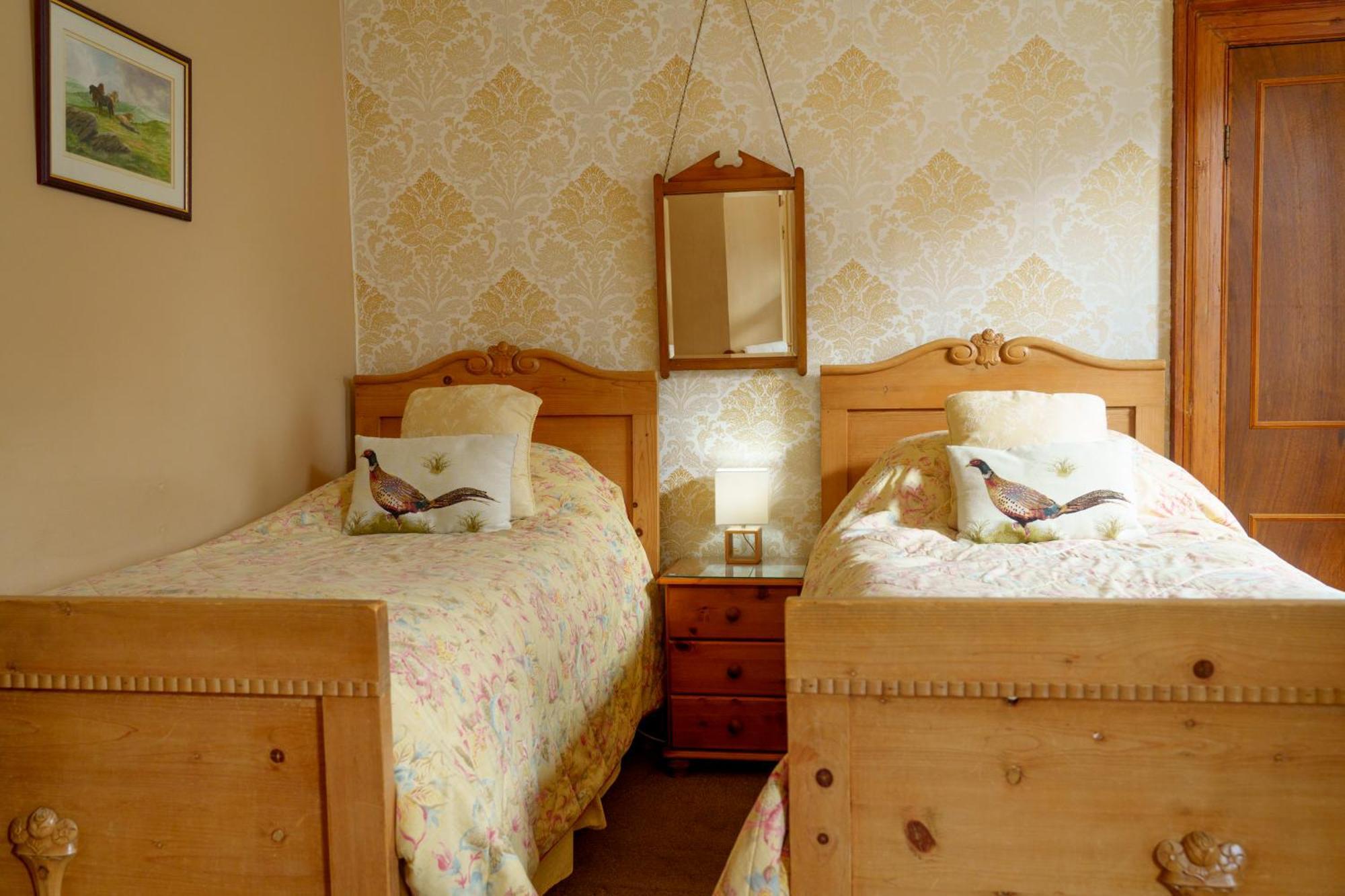 Harrisons Hall Bed & Breakfast Hotel Mold Buitenkant foto